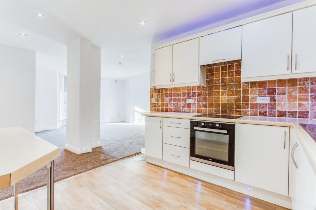 1 bed Apartment for rent in Heath. From Reeds Rains - Wakefield 1 bed Apartment for rent in Heath. From Reeds Rains - Wakefield