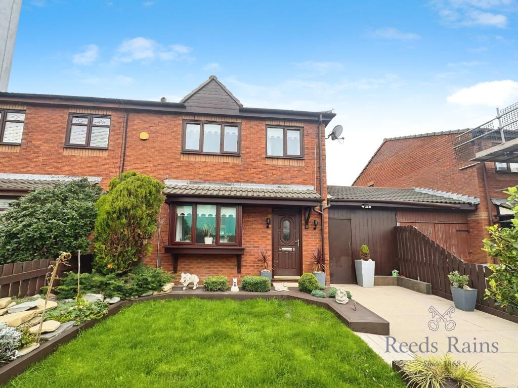 3 bed Detached for rent in Crosby. From Reeds Rains - West Derby