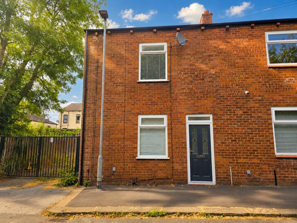 2 bed End of Terrace for rent in Hindley. From Reeds Rains - Wigan