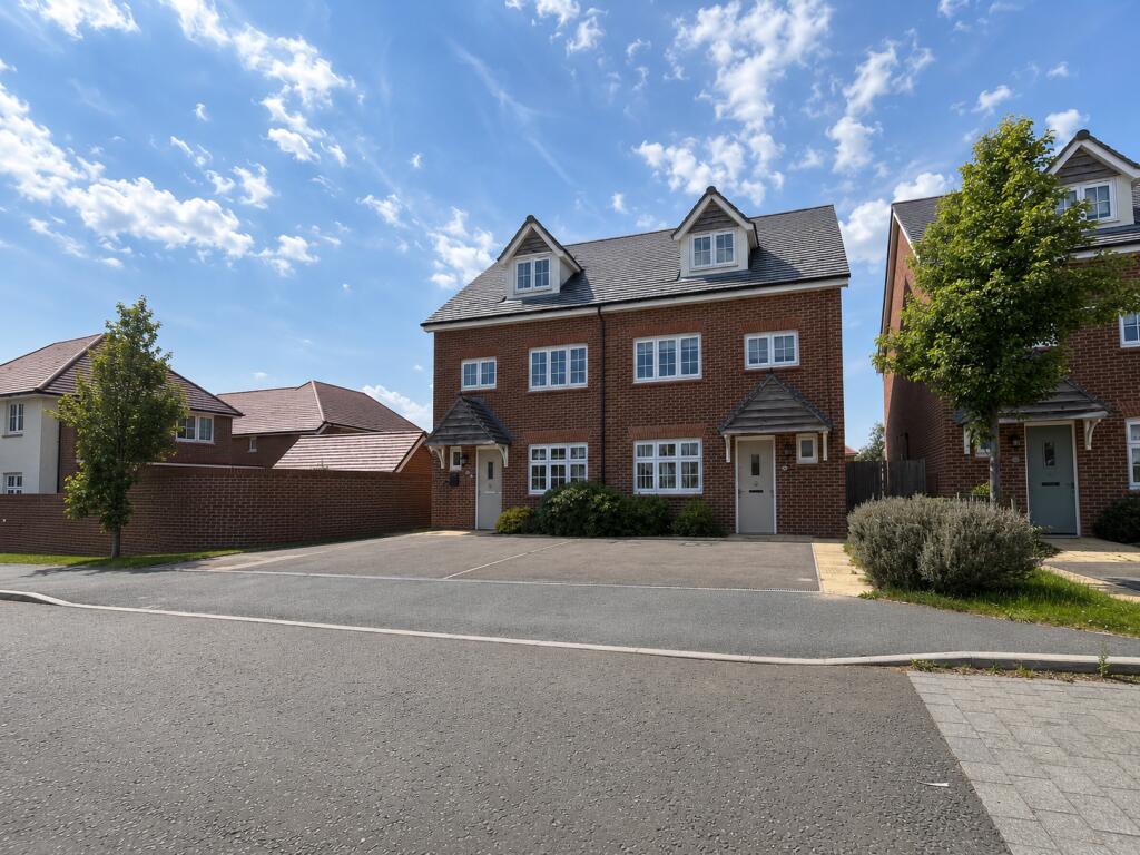 4 bed Semi Detached for rent in Stockport. From Reeds Rains - Wilmslow