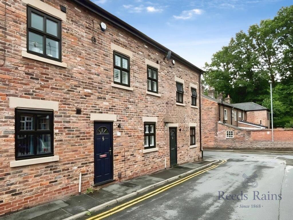 3 bed Mid Terraced House for rent in Wilmslow. From Reeds Rains - Wilmslow 3 bed Mid Terraced House for rent in Wilmslow. From Reeds Rains - Wilmslow