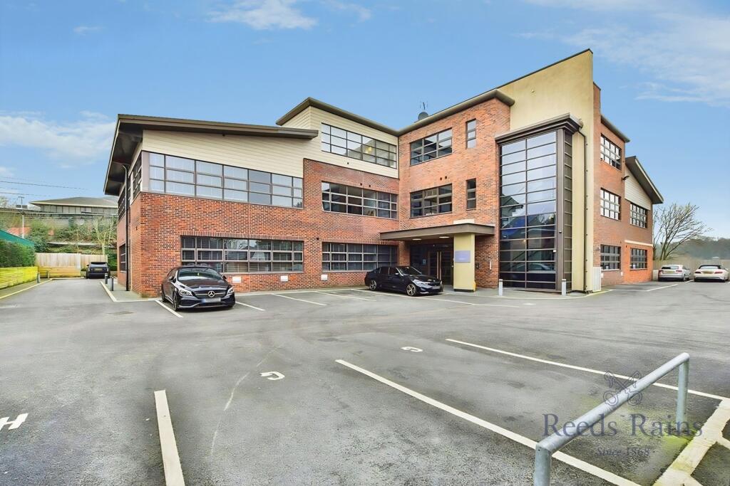 1 bed Apartment for rent in Wilmslow. From Reeds Rains - Wilmslow 1 bed Apartment for rent in Wilmslow. From Reeds Rains - Wilmslow