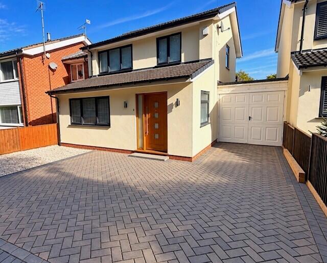 3 bed Detached for rent in Wilmslow. From Reeds Rains - Wilmslow 3 bed Detached for rent in Wilmslow. From Reeds Rains - Wilmslow