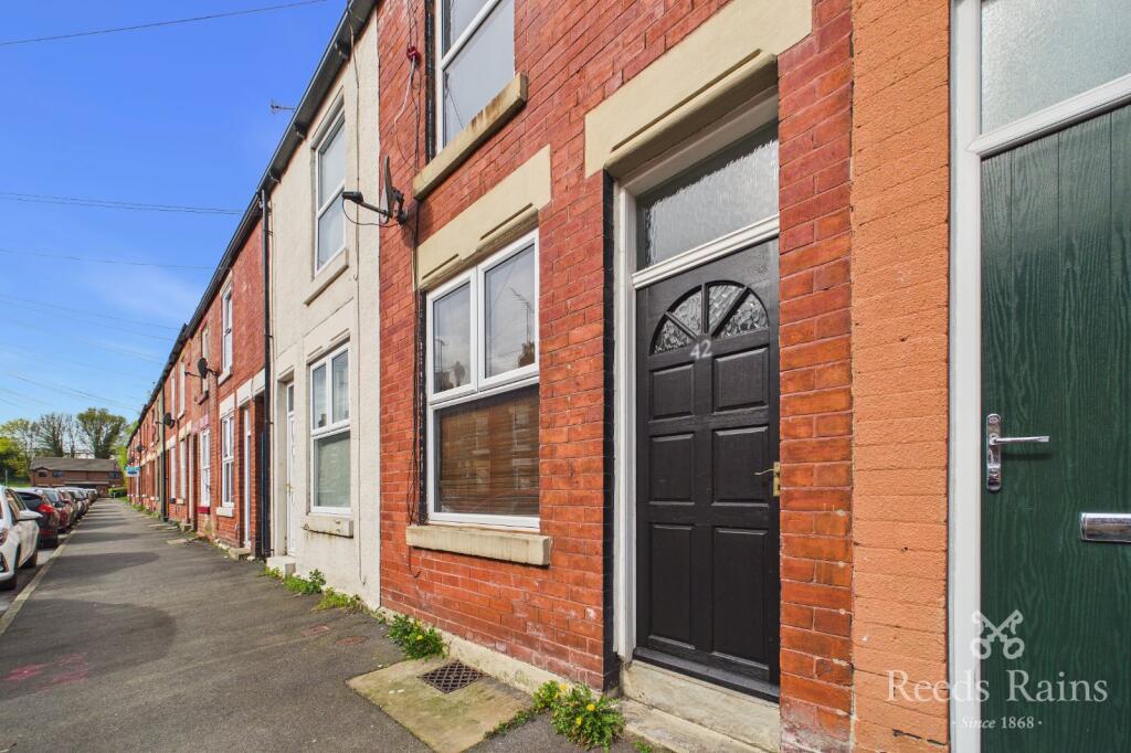 2 bed Mid Terraced House for rent in Sheffield. From Reeds Rains - Woodseats