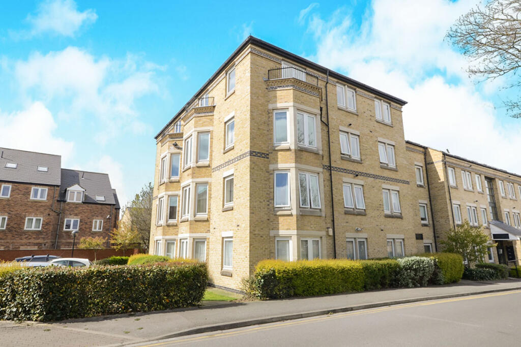 2 bed Apartment for rent in York. From Reeds Rains - York