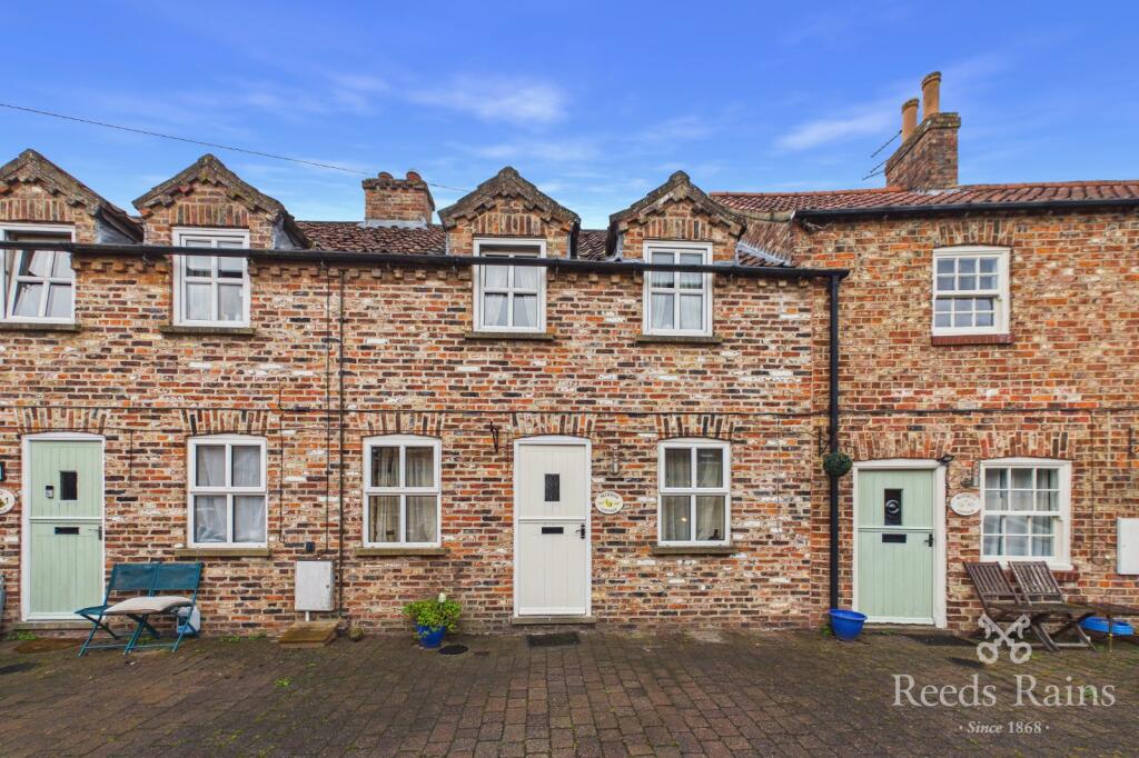 3 bed Mid Terraced House for rent in Stockton on the Forest. From Reeds Rains - York 3 bed Mid Terraced House for rent in Stockton on the Forest. From Reeds Rains - York