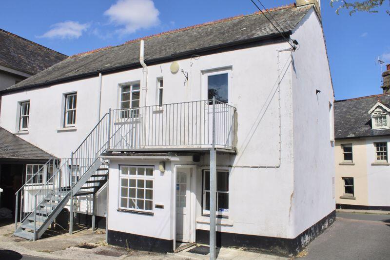 2 bed 1st Floor Flat for rent in Chagford. From Rendells - Newton Abbot