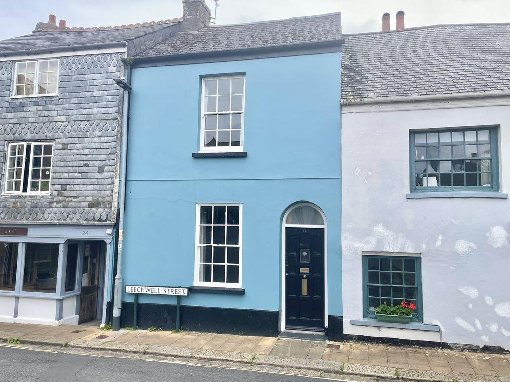 3 bed Mid Terraced House for rent in Totnes. From Rendells - Newton Abbot 3 bed Mid Terraced House for rent in Totnes. From Rendells - Newton Abbot