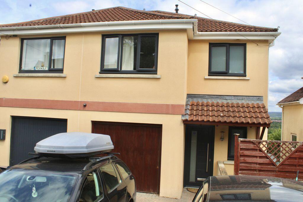 4 bed Semi Detached for rent in Newton Abbot. From Rendells - Newton Abbot 4 bed Semi Detached for rent in Newton Abbot. From Rendells - Newton Abbot