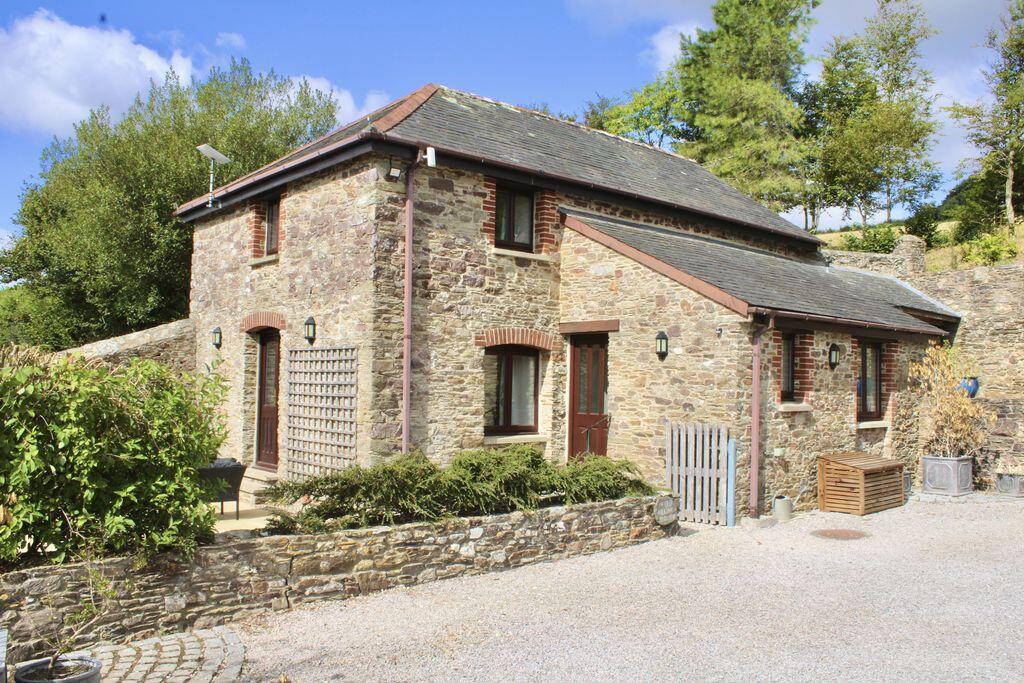 2 bed Cottage for rent in Blackawton. From Rendells - Newton Abbot 2 bed Cottage for rent in Blackawton. From Rendells - Newton Abbot