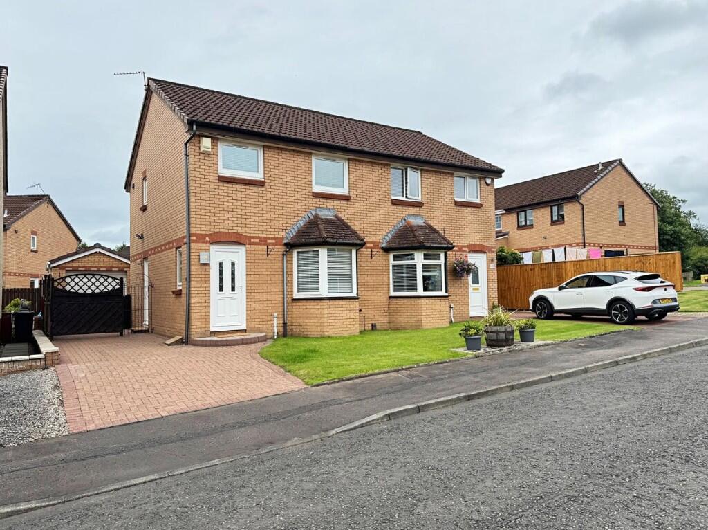 3 bed Semi Detached for rent in Cairns. From Residence Estate Agents - Hamilton 3 bed Semi Detached for rent in Cairns. From Residence Estate Agents - Hamilton