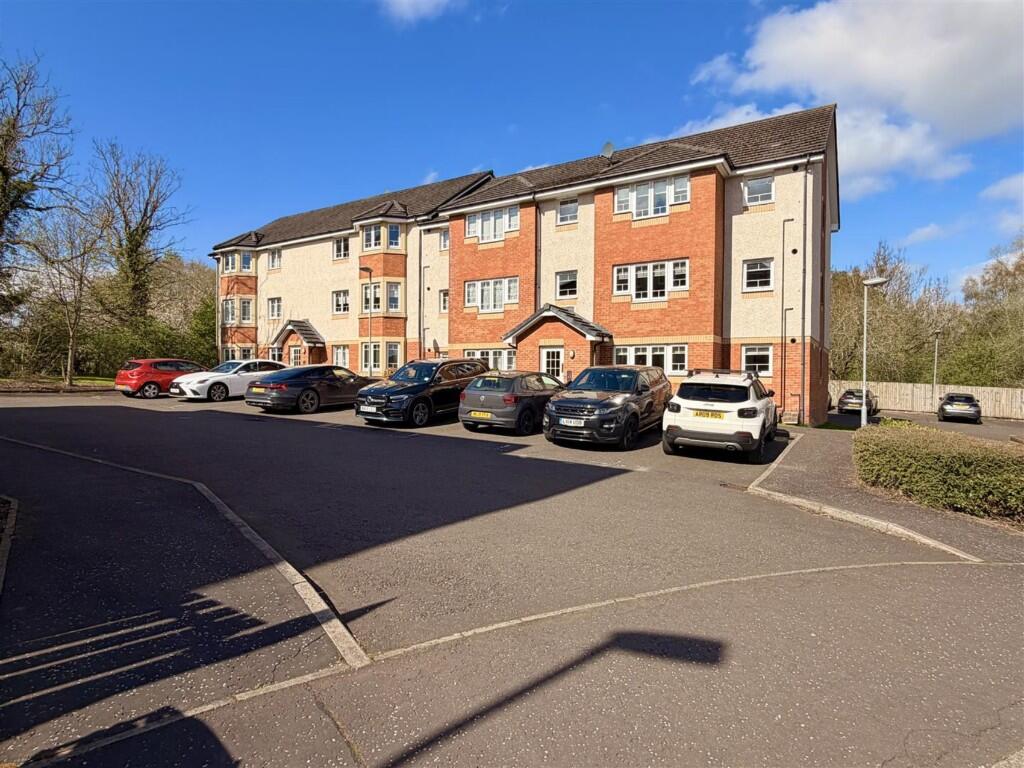 2 bed 1st Floor Flat for rent in Ferniegair. From Residence Estate Agents - Hamilton