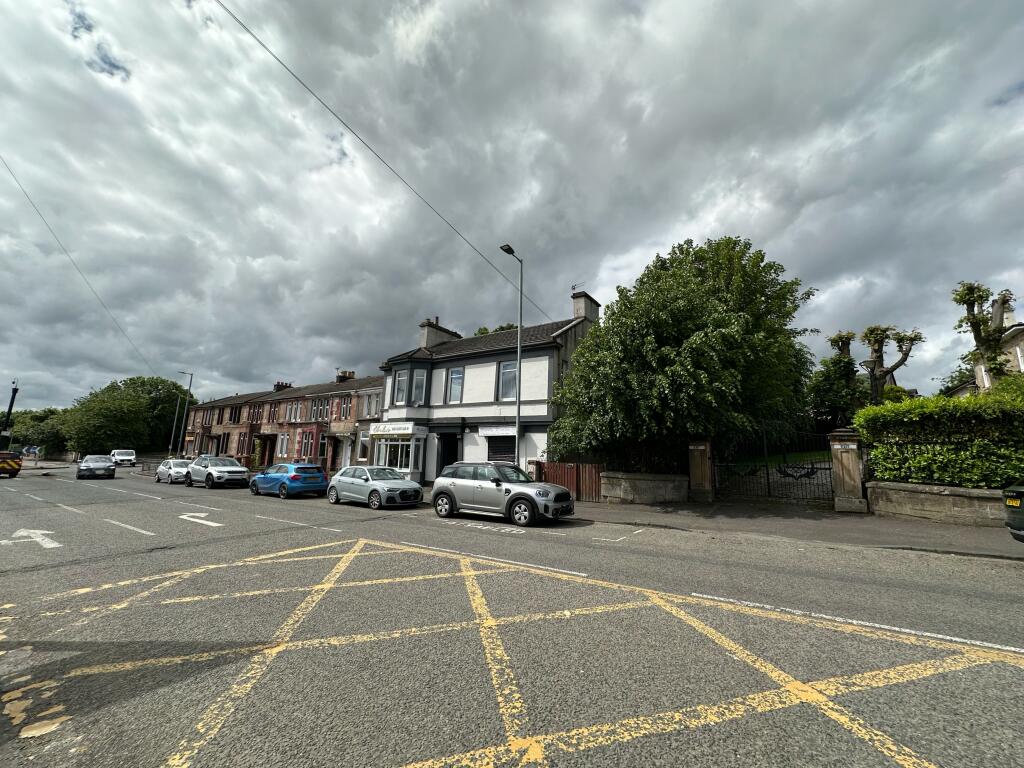 3 bed 1st Floor Flat for rent in Moffat Mills. From Residence Estate Agents - Hamilton 3 bed 1st Floor Flat for rent in Moffat Mills. From Residence Estate Agents - Hamilton
