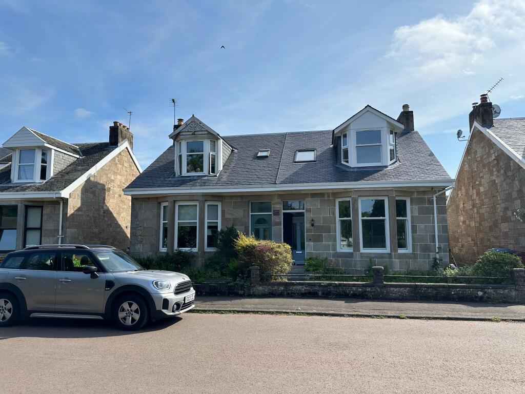 3 bed Semi Detached for rent in Strathaven. From Residence Estate Agents - Hamilton