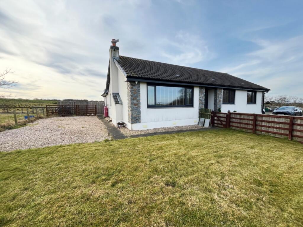 3 bed Detached for rent in Quarter. From Residence Estate Agents - Hamilton