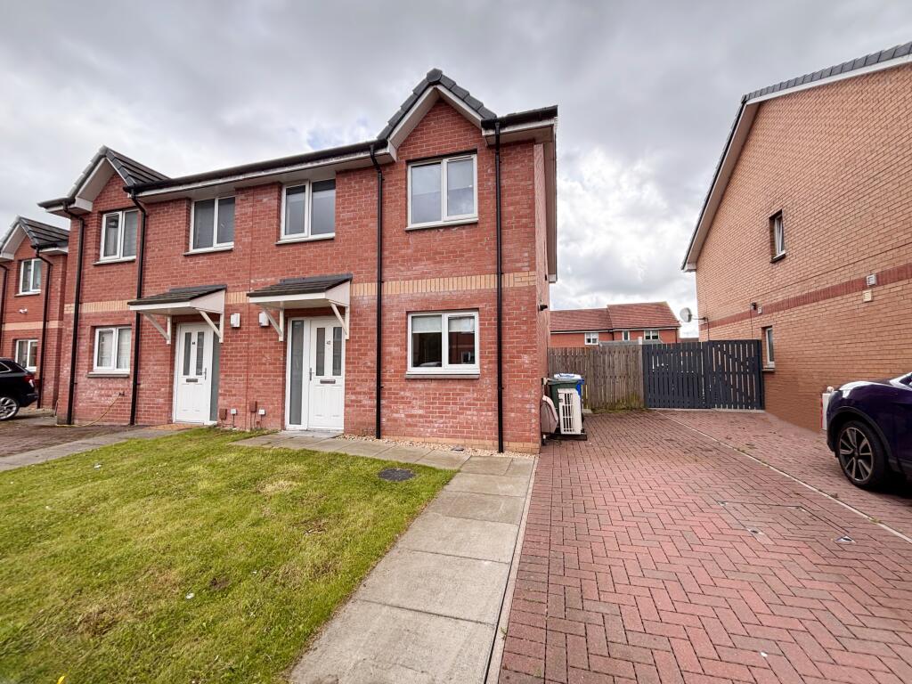 3 bed Semi Detached for rent in Glasgow. From Residence Estate Agents - Hamilton 3 bed Semi Detached for rent in Glasgow. From Residence Estate Agents - Hamilton