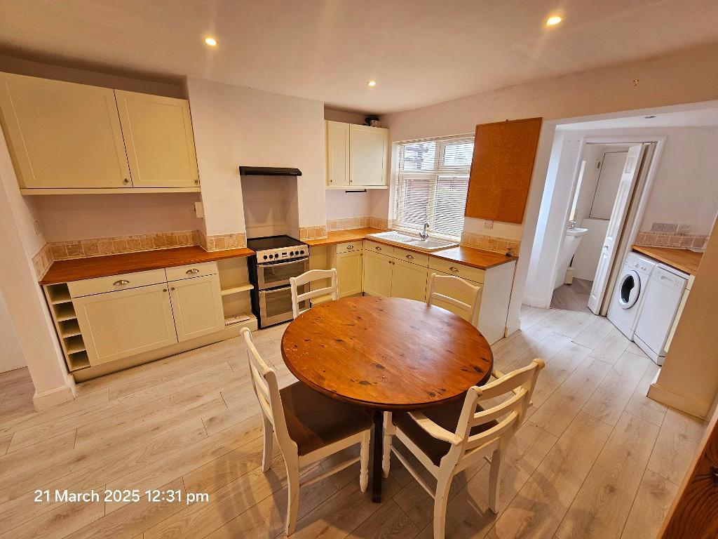 2 bed Mid Terraced House for rent in Wellingborough. From Results Estate Agents Ltd - Rothwell
