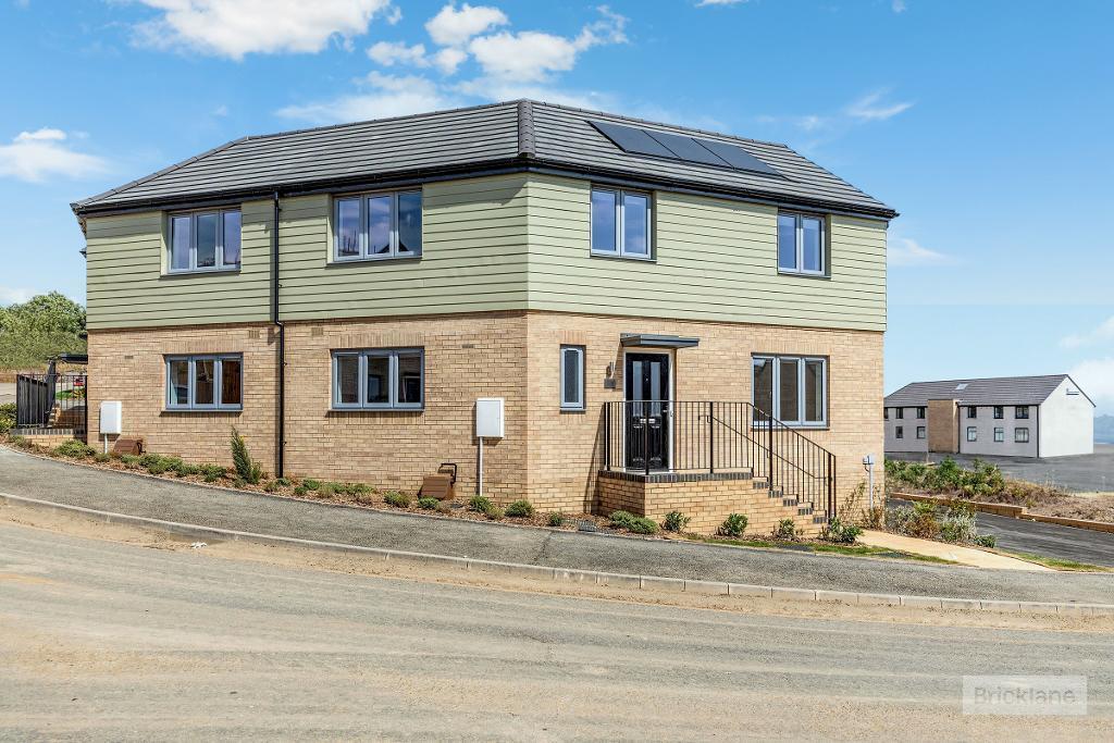 3 bed Semi Detached for rent in . From Results Estate Agents Ltd - Rothwell