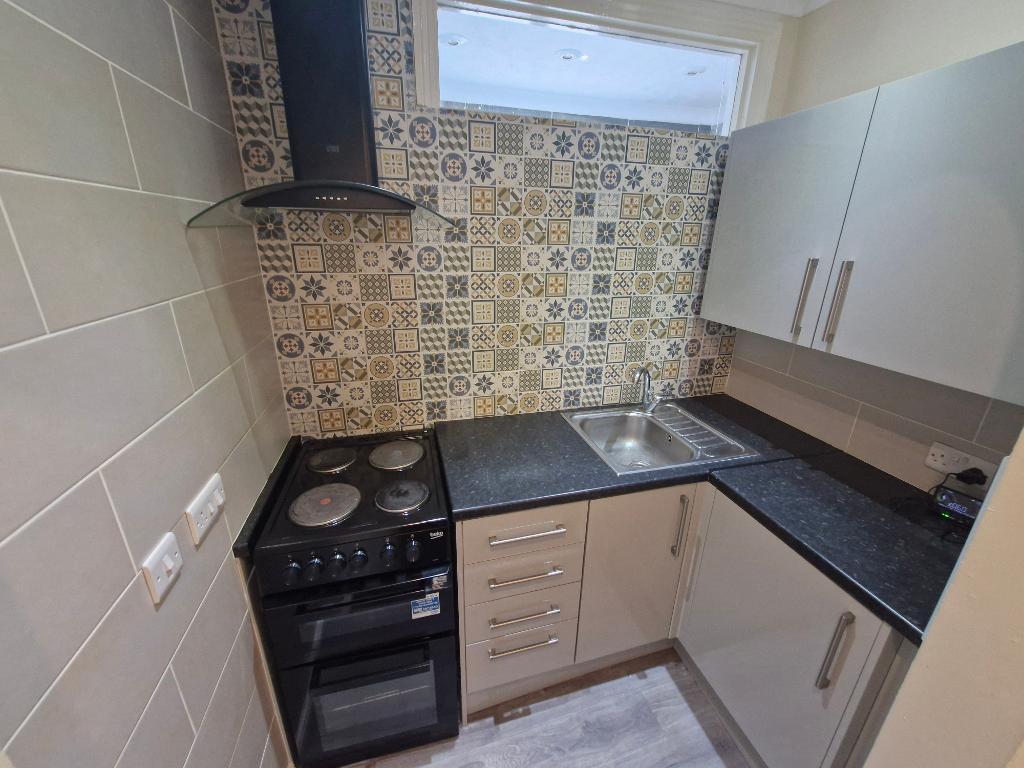 1 bed 1st Floor Flat for rent in Rothwell. From Results Estate Agents Ltd - Rothwell