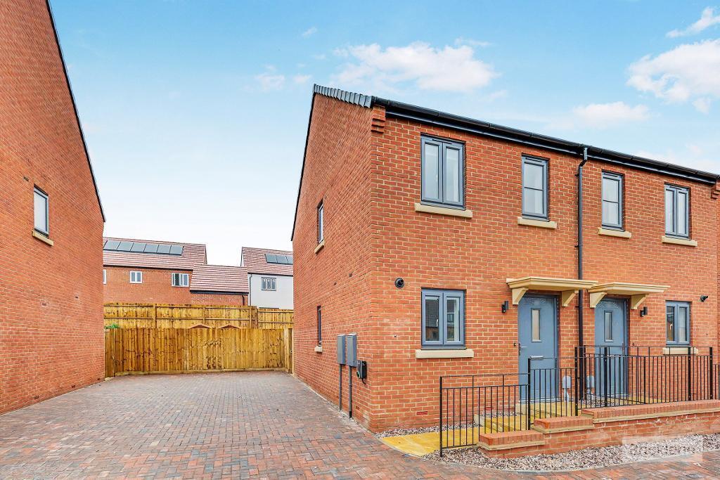 2 bed Semi Detached for rent in Northampton. From Results Estate Agents Ltd - Rothwell 2 bed Semi Detached for rent in Northampton. From Results Estate Agents Ltd - Rothwell