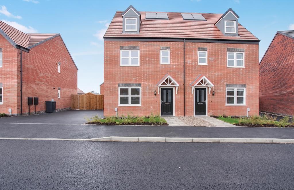 4 bed Semi Detached for rent in . From Results Estate Agents Ltd - Rothwell