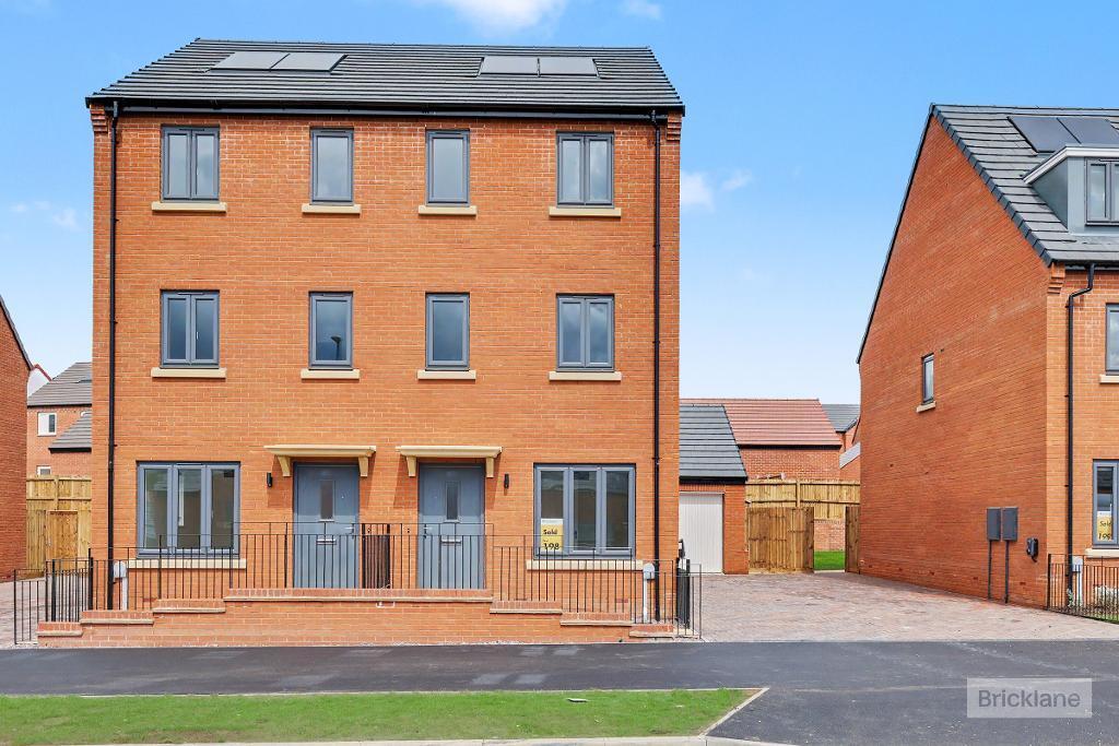 3 bed Semi Detached for rent in Northampton. From Results Estate Agents Ltd - Rothwell