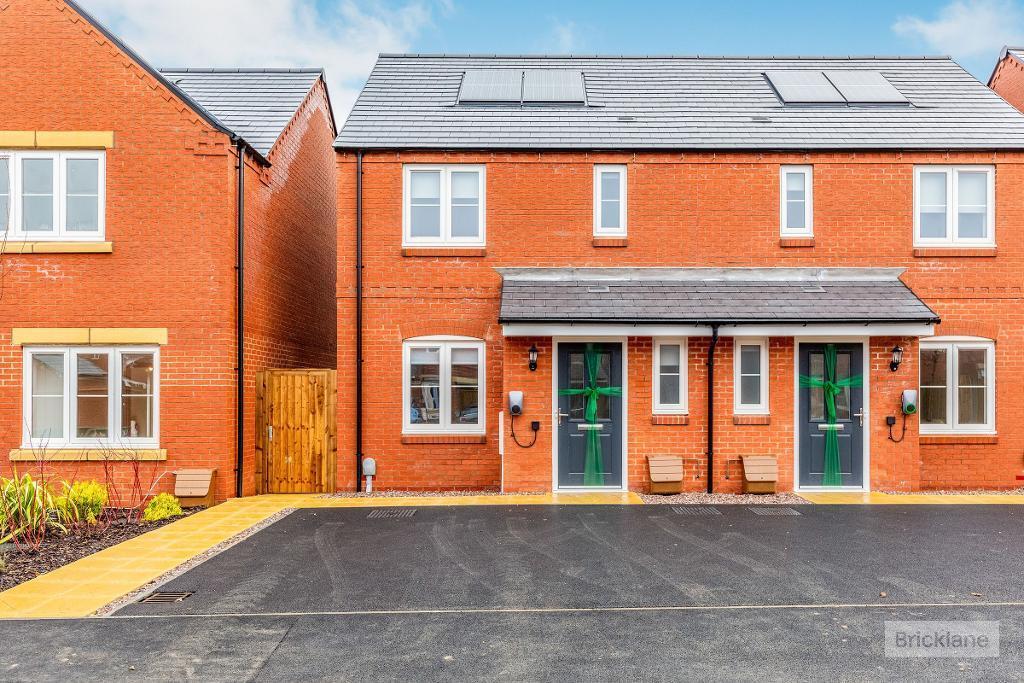 3 bed Semi Detached for rent in Rothwell. From Results Estate Agents Ltd - Rothwell