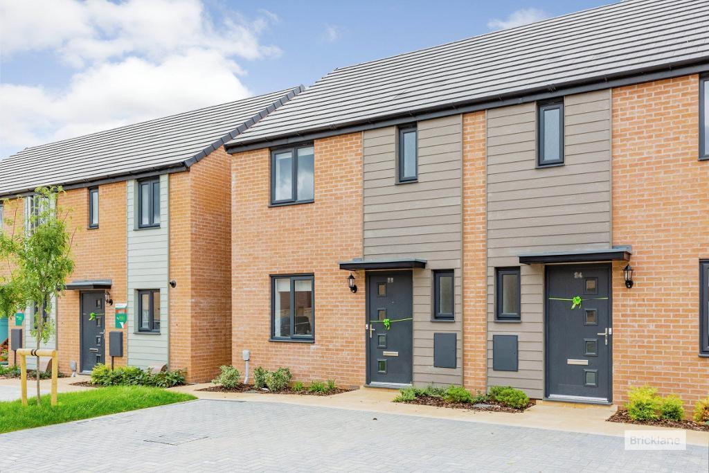 3 bed Semi Detached for rent in Wellingborough. From Results Estate Agents Ltd - Rothwell