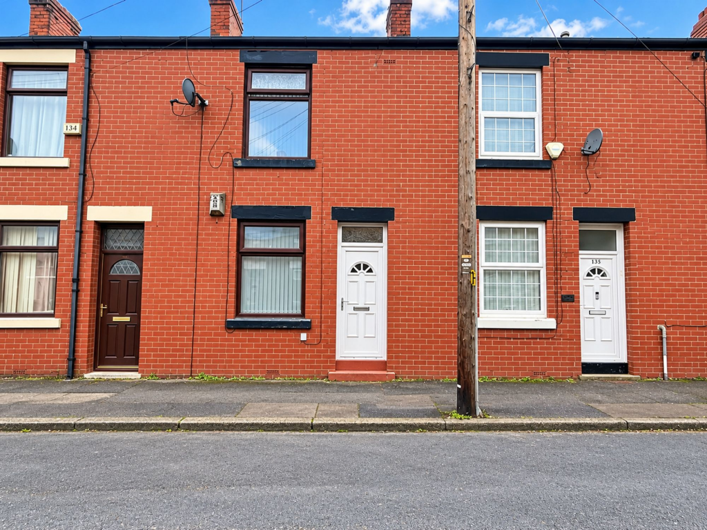 2 bed Mid Terraced House for rent in Rochdale. From Revilo Homes - Rochdale
