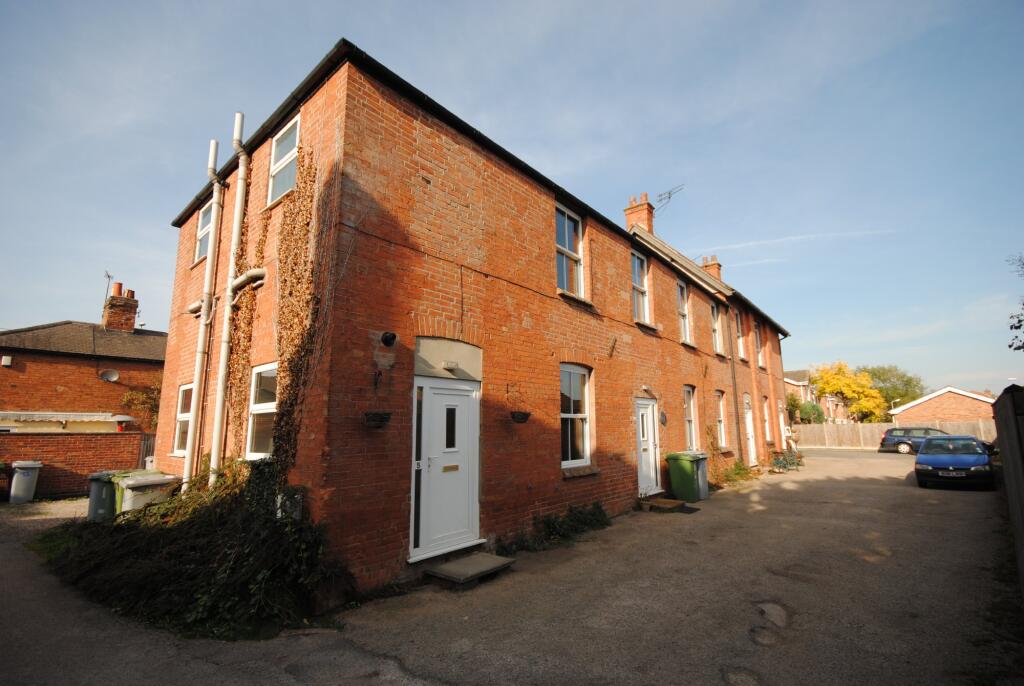 1 bed Mid Terraced House for rent in Nottingham. From Rex Gooding - West Bridgford