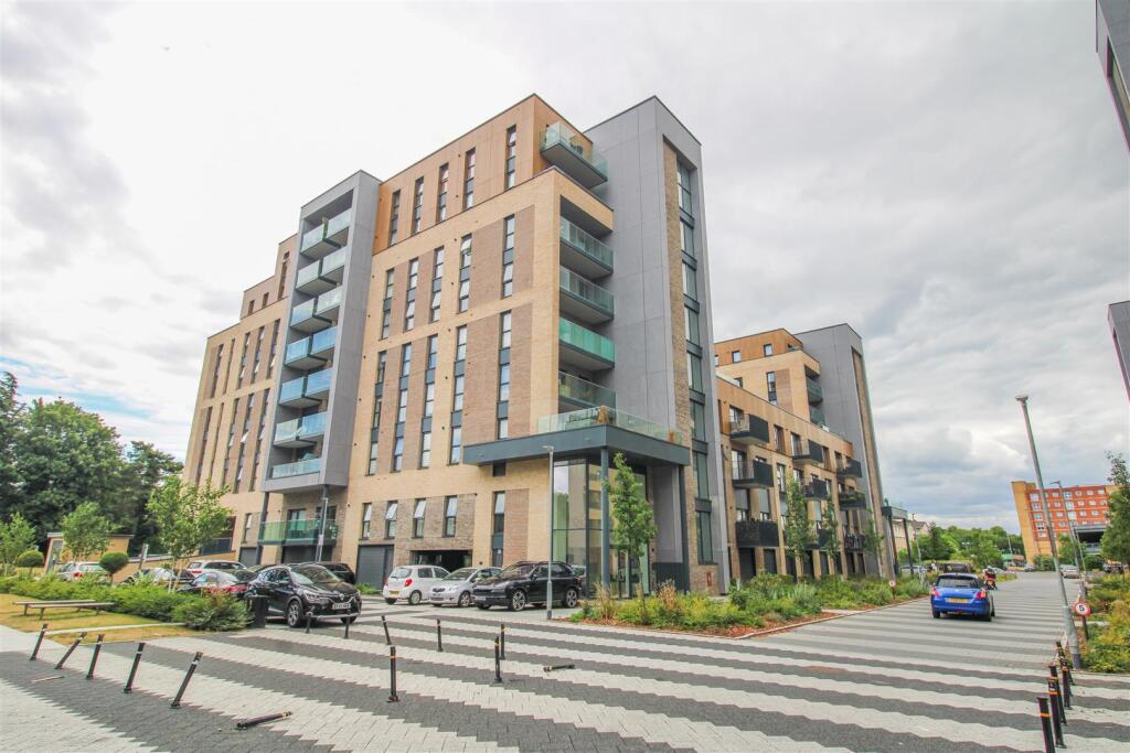 2 bed Apartment for rent in Gilston. From ReylandJohnson Estate Agents - Harlow