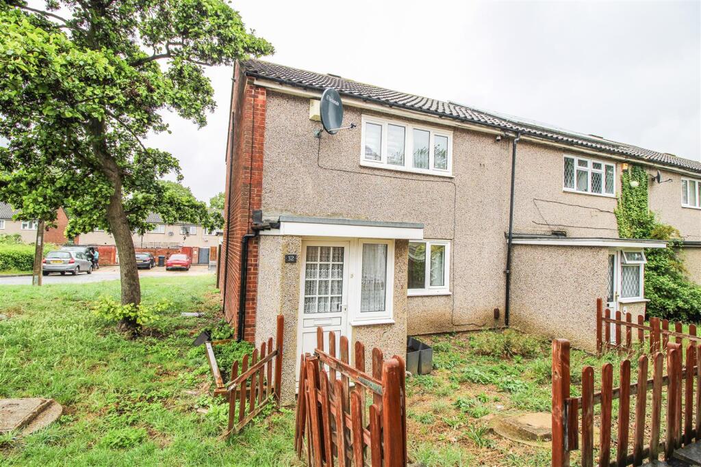 3 bed End of Terrace for rent in Harlow. From ReylandJohnson Estate Agents - Harlow