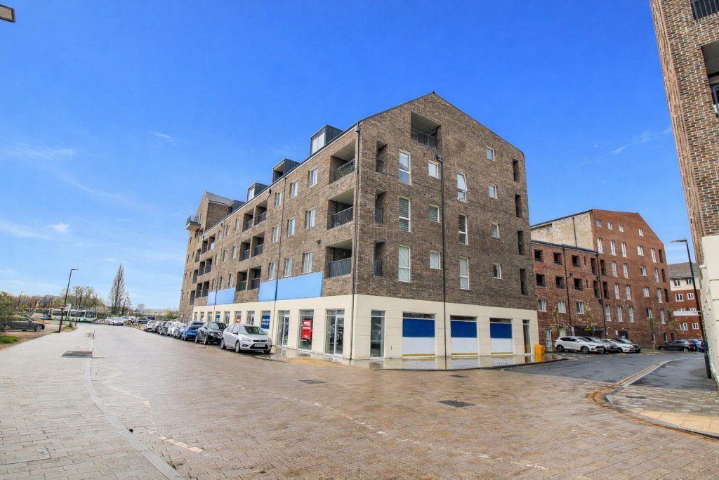 2 bed Apartment for rent in Bishop's Stortford. From ReylandJohnson Estate Agents - Harlow