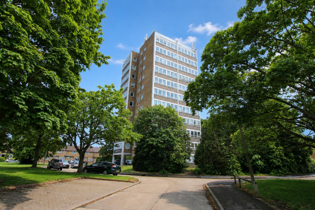 1 bed 1st Floor Flat for rent in Harlow. From ReylandJohnson Estate Agents - Harlow