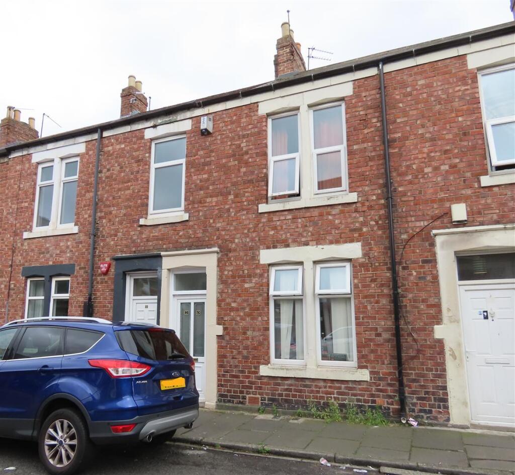 3 bed 1st Floor Flat for rent in Wallsend. From Rickard Chartered Surveyors & Estate Agents - Morpeth 3 bed 1st Floor Flat for rent in Wallsend. From Rickard Chartered Surveyors & Estate Agents - Morpeth