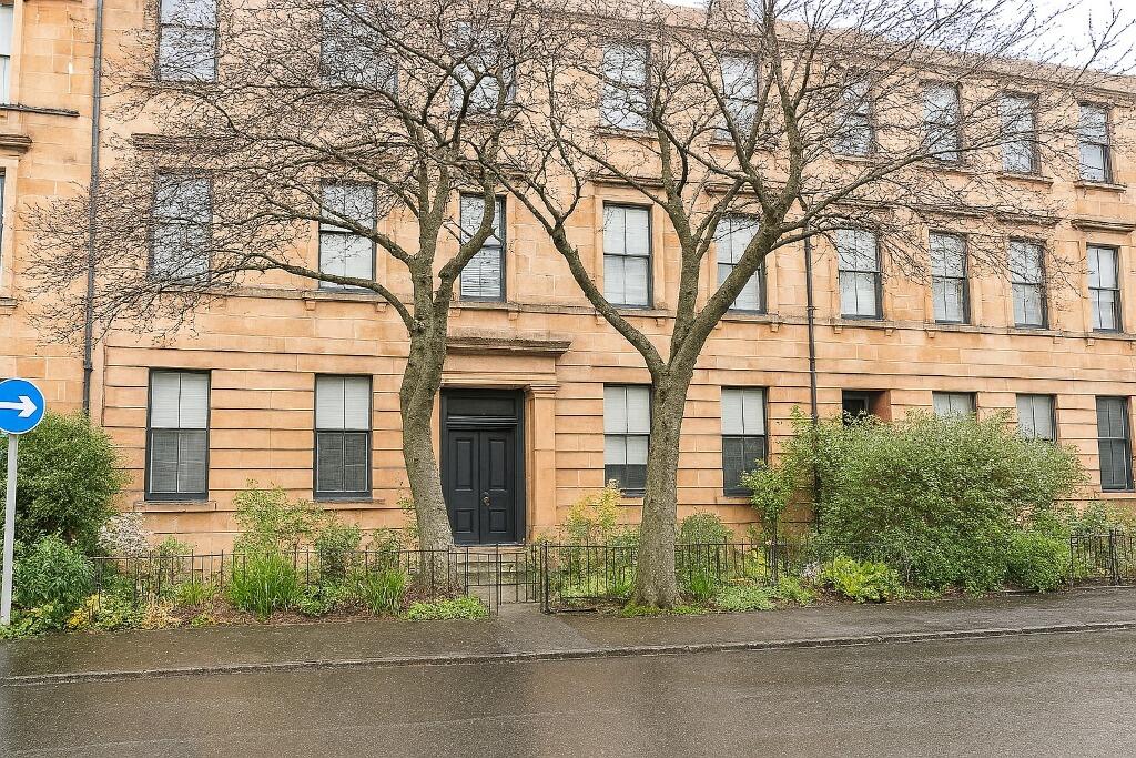 4 bed 1st Floor Flat for rent in Glasgow. From ritehome - Glasgow