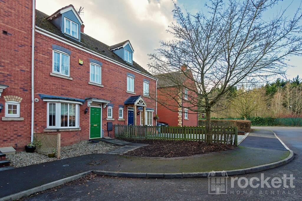 4 bed Detached for rent in Hanchurch. From Rockett Home Rentals Ltd - Wolstanton
