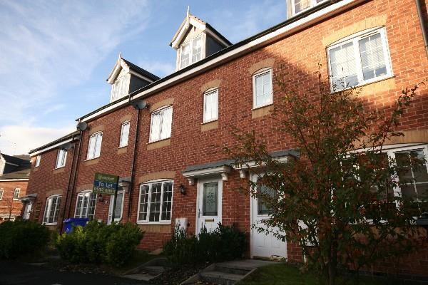 3 bed Detached for rent in Hanchurch. From Rockett Home Rentals Ltd - Wolstanton