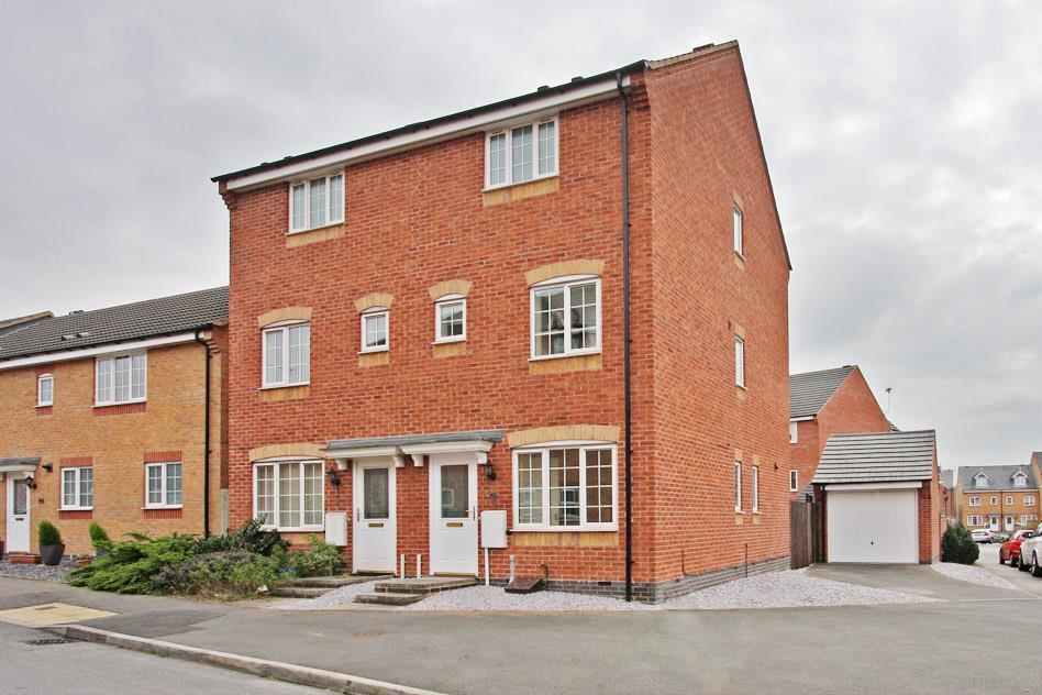3 bed Detached for rent in Hanchurch. From Rockett Home Rentals Ltd - Wolstanton
