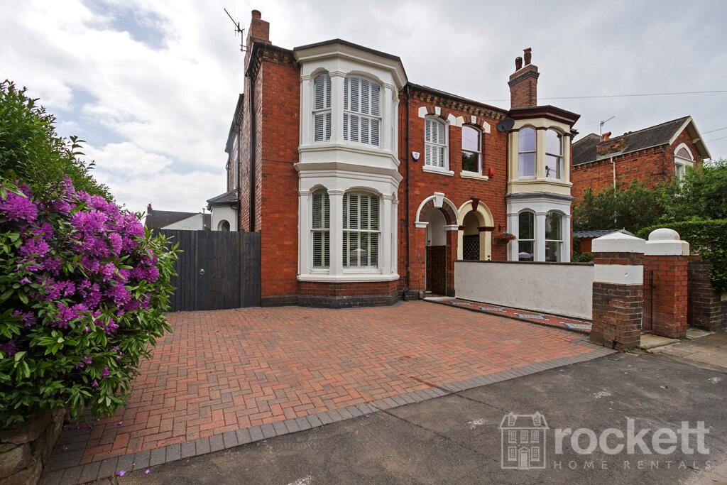 4 bed Semi Detached for rent in Hanchurch. From Rockett Home Rentals Ltd - Wolstanton