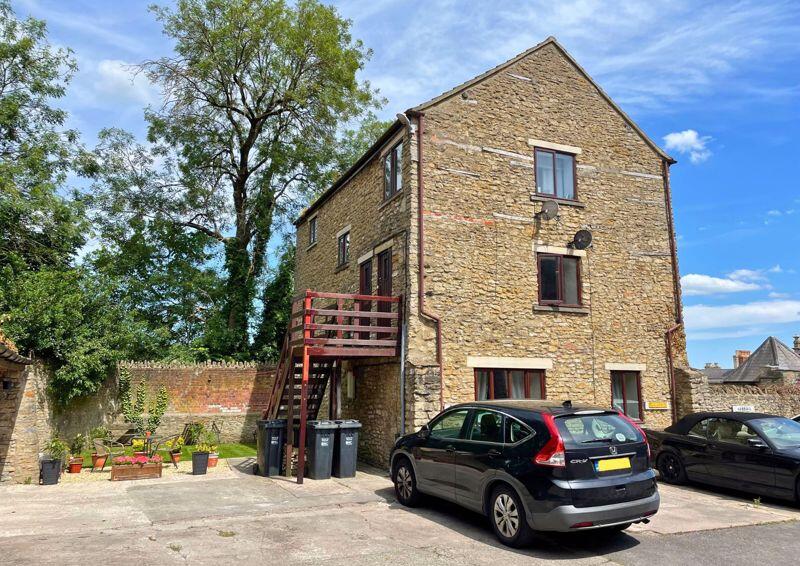 1 bed 1st Floor Flat for rent in Frome. From Rogers & Co - Frome