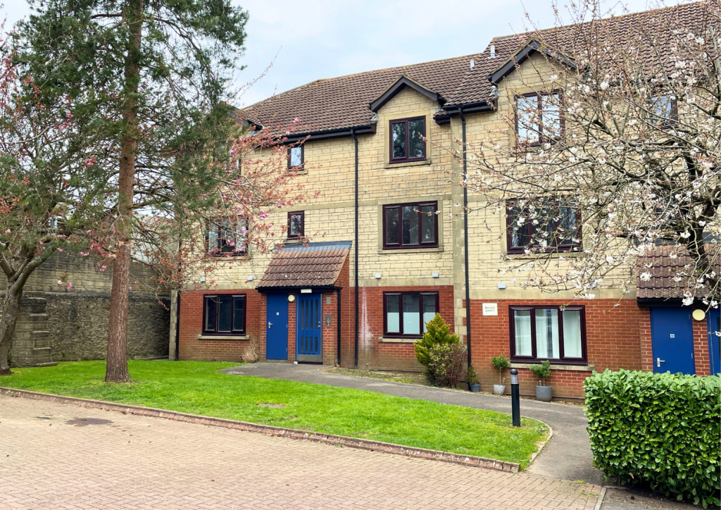 1 bed 1st Floor Flat for rent in Frome. From Rogers & Co - Frome