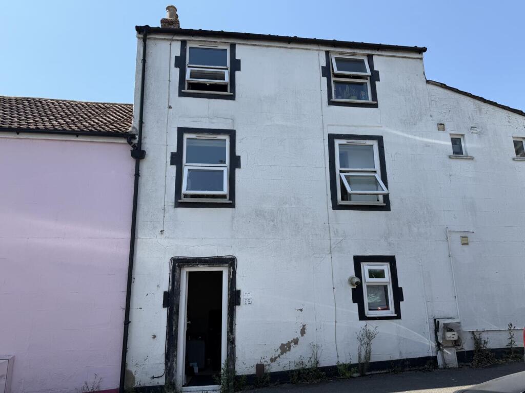 4 bed 1st Floor Flat for rent in Frome. From Rogers & Co - Frome 4 bed 1st Floor Flat for rent in Frome. From Rogers & Co - Frome