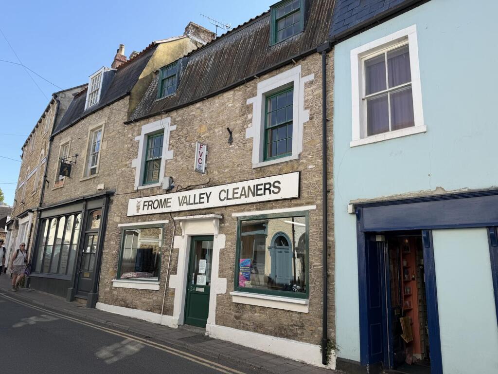1 bed 1st Floor Flat for rent in Frome. From Rogers & Co - Frome 1 bed 1st Floor Flat for rent in Frome. From Rogers & Co - Frome