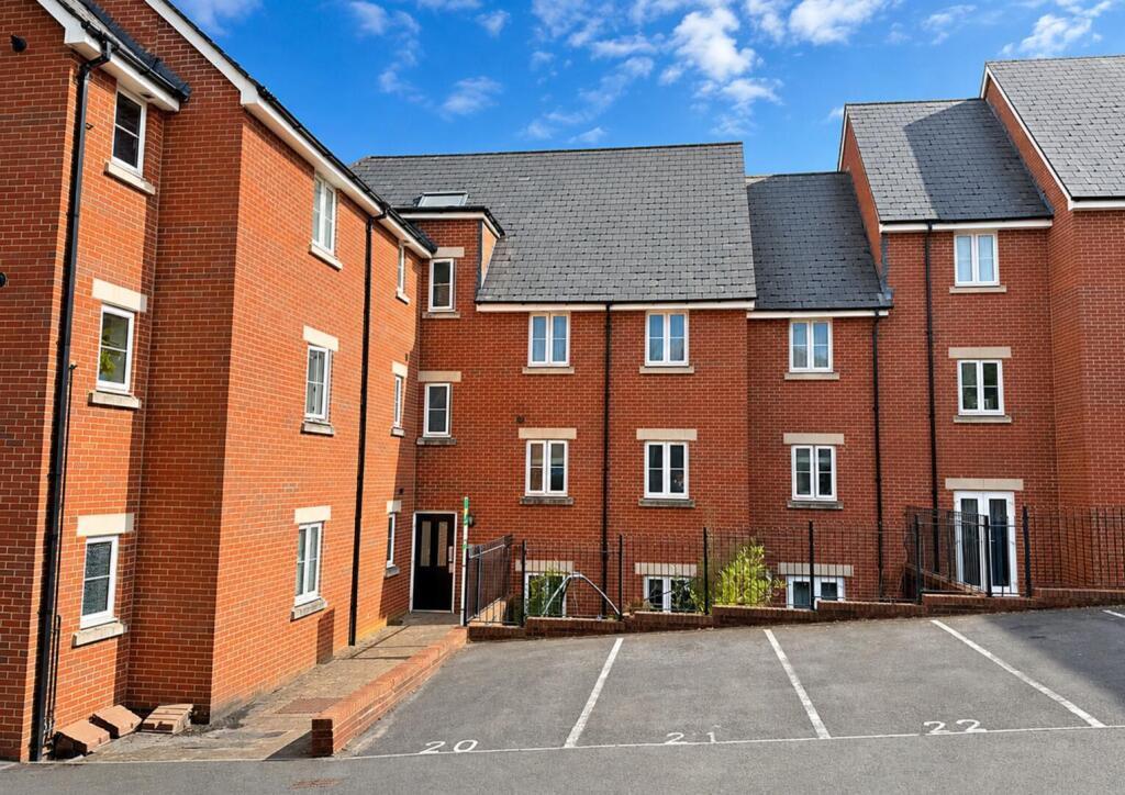 2 bed 1st Floor Flat for rent in Frome. From Rogers & Co - Frome 2 bed 1st Floor Flat for rent in Frome. From Rogers & Co - Frome