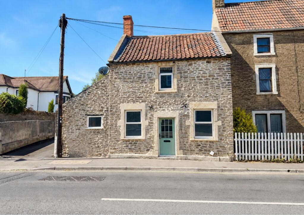 3 bed Cottage for rent in Frome. From Rogers & Co - Frome