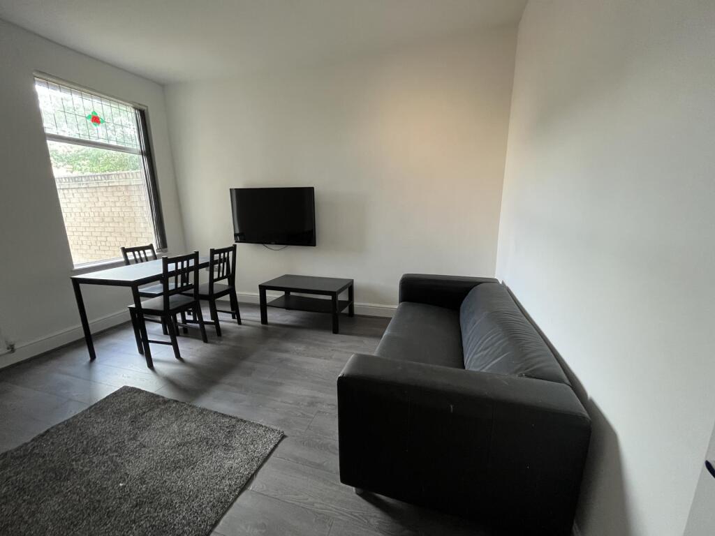 4 bed Detached for rent in Liverpool. From Rooms4u - Liverpool