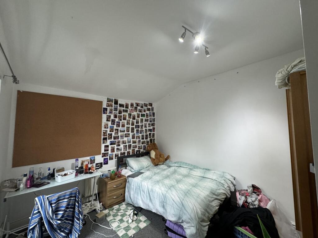 5 bed Detached for rent in Liverpool. From Rooms4u - Liverpool