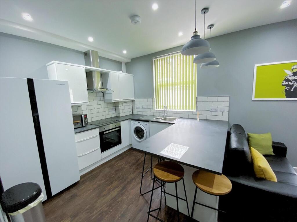 4 bed Detached for rent in Liverpool. From Rooms4u - Liverpool