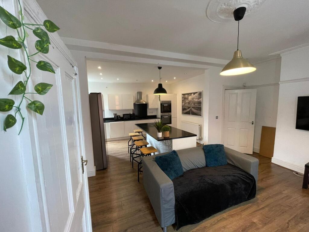 6 bed Detached for rent in Liverpool. From Rooms4u - Liverpool 6 bed Detached for rent in Liverpool. From Rooms4u - Liverpool